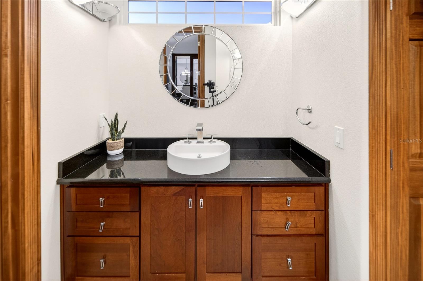 Image 10 of 56 For 16623 Royal Palm Drive