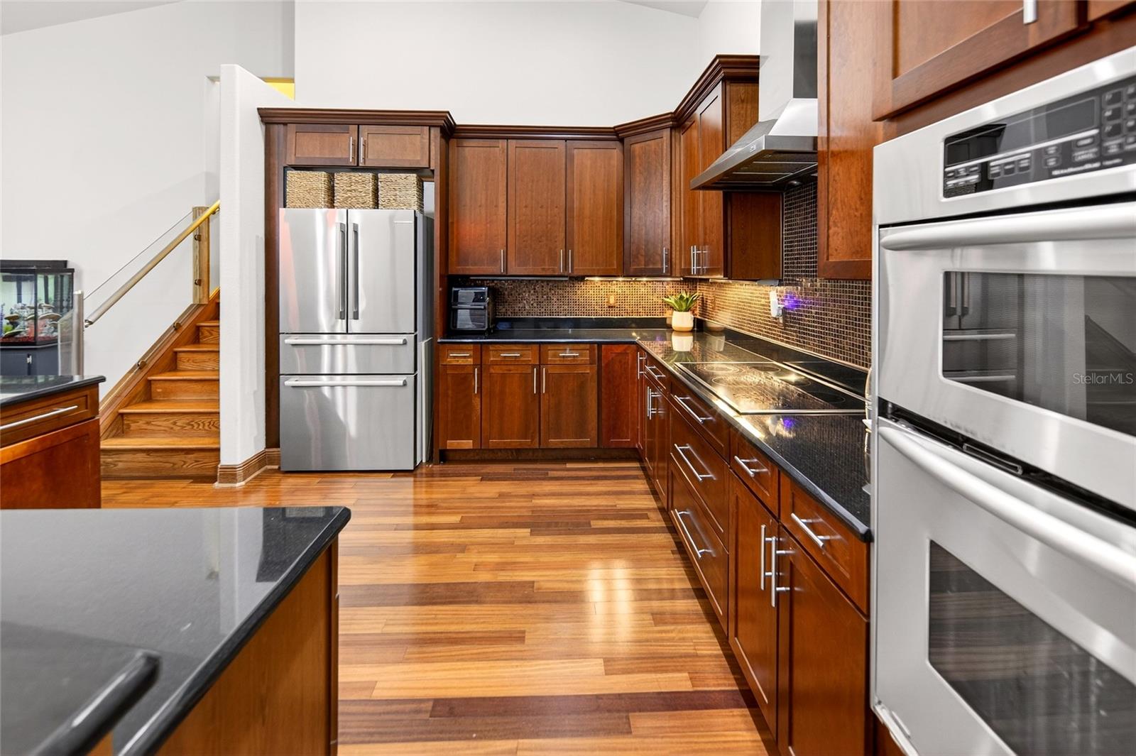 Image 30 of 56 For 16623 Royal Palm Drive