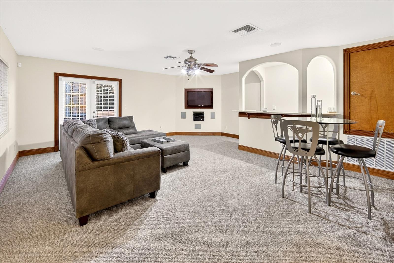 Image 41 of 56 For 16623 Royal Palm Drive