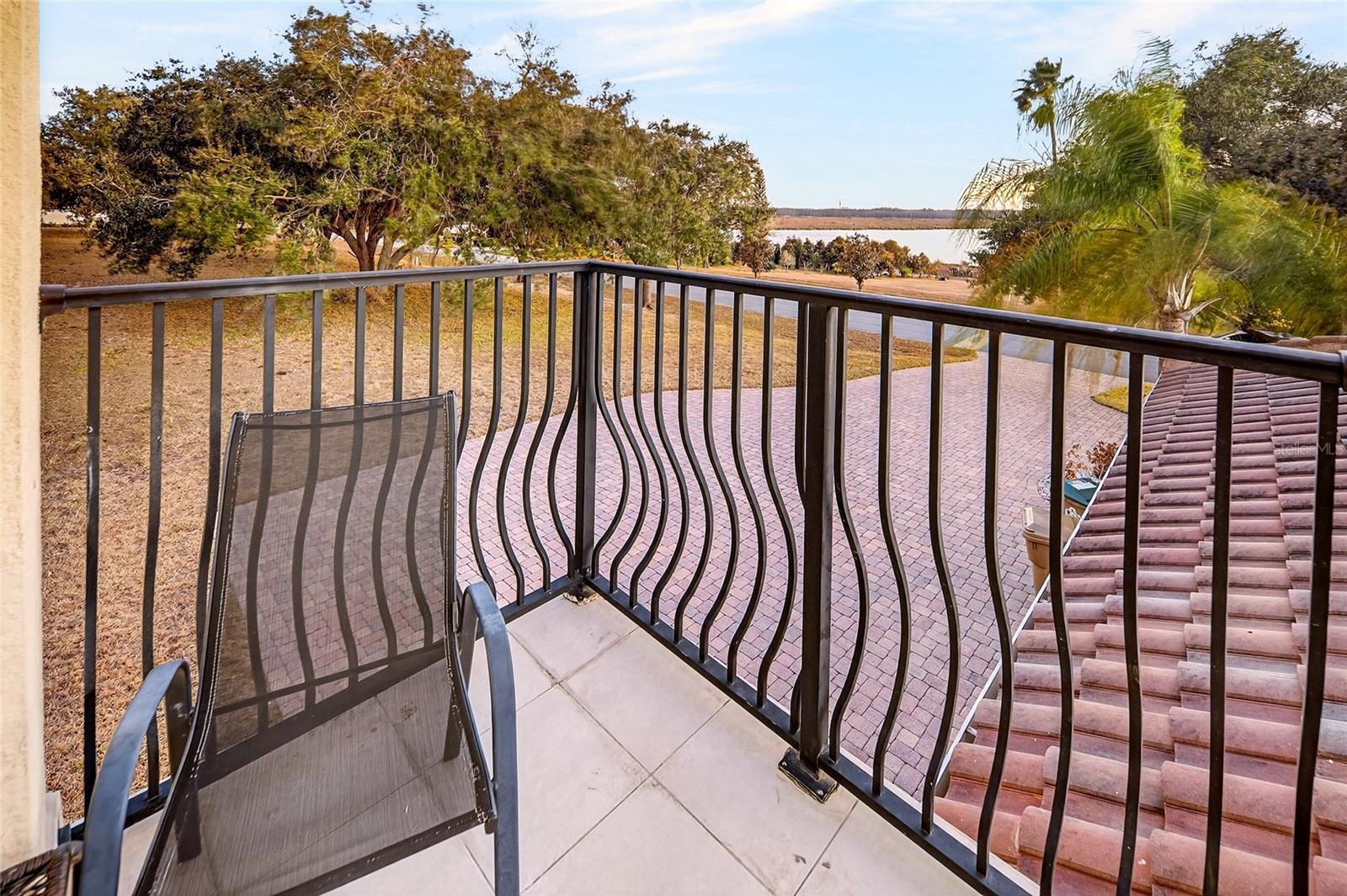 Image 42 of 56 For 16623 Royal Palm Drive