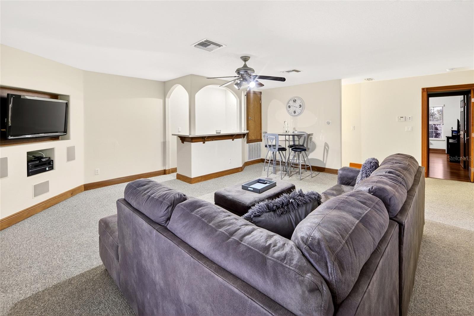 Image 43 of 56 For 16623 Royal Palm Drive