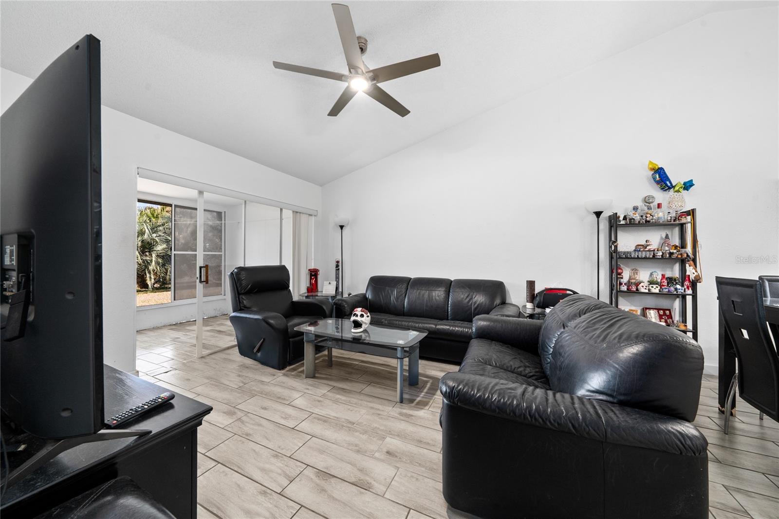 Image 20 of 30 For 3198 Sandy Shore Lane