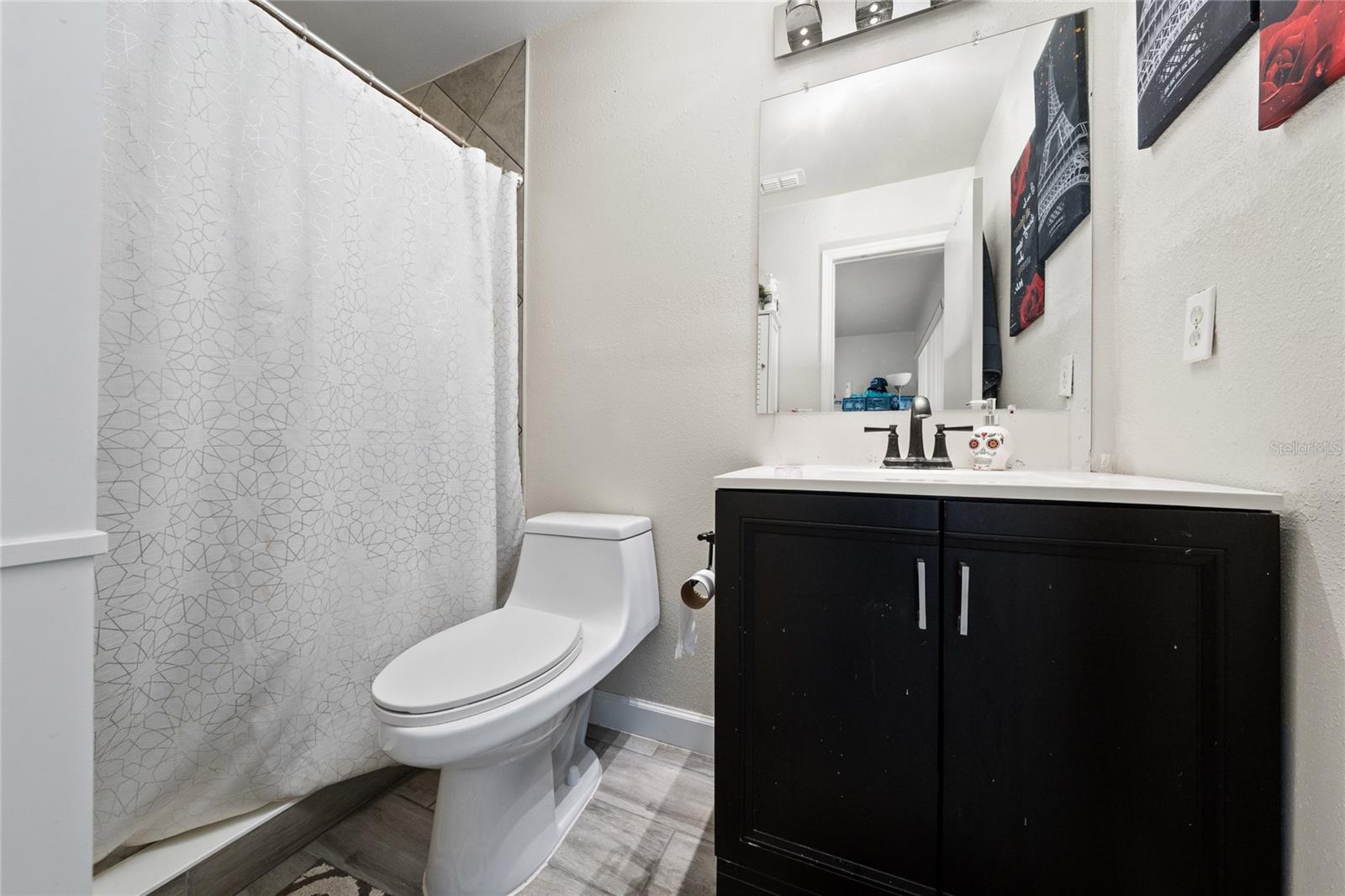 Image 24 of 30 For 3198 Sandy Shore Lane