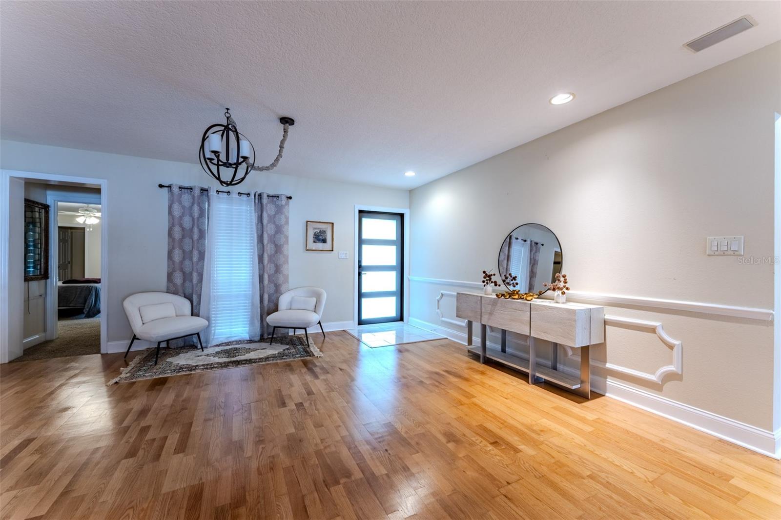 Image 25 of 35 For 5497 Alandale Court