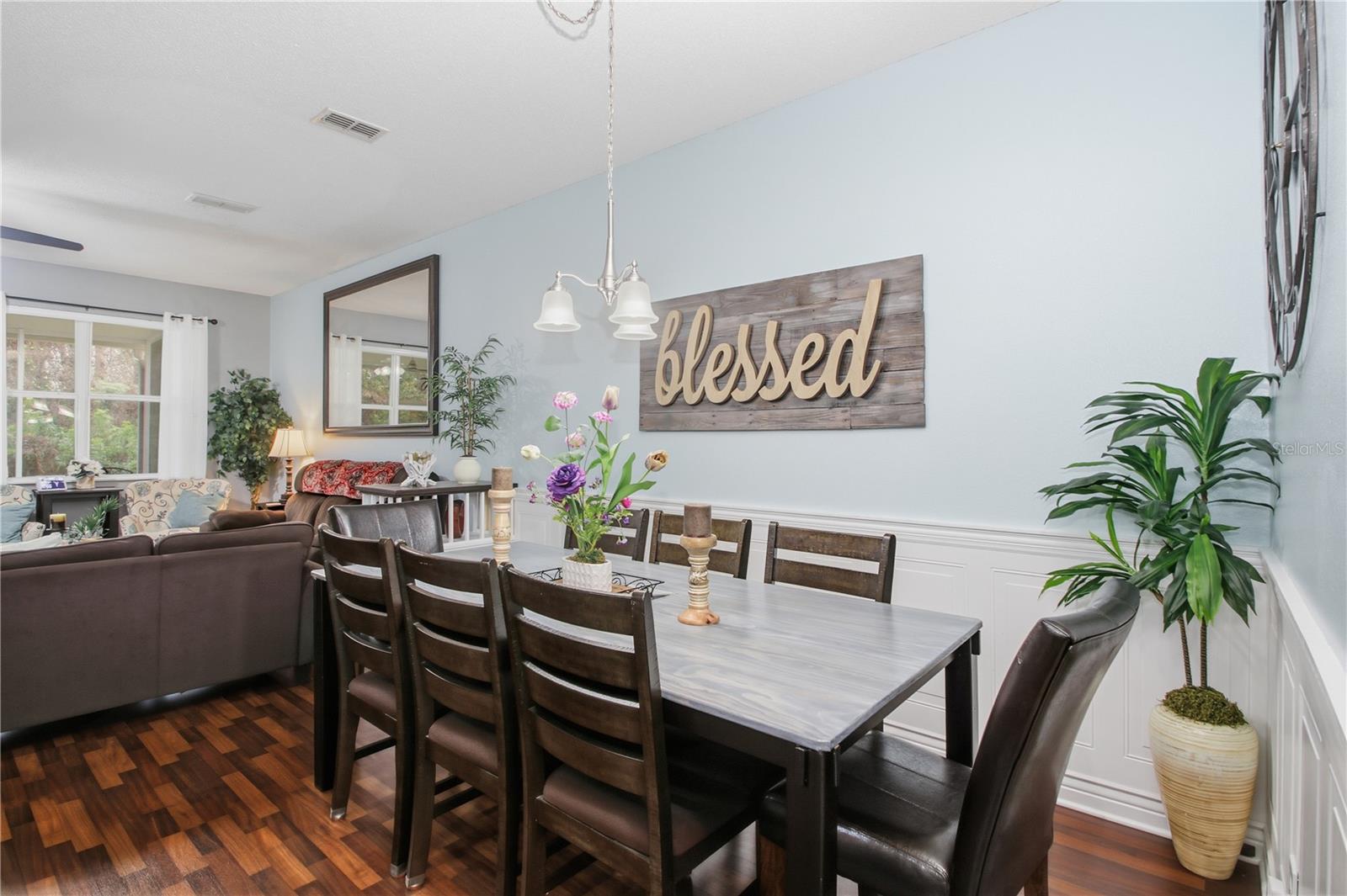 Image 11 of 31 For 608 Old Pine Court