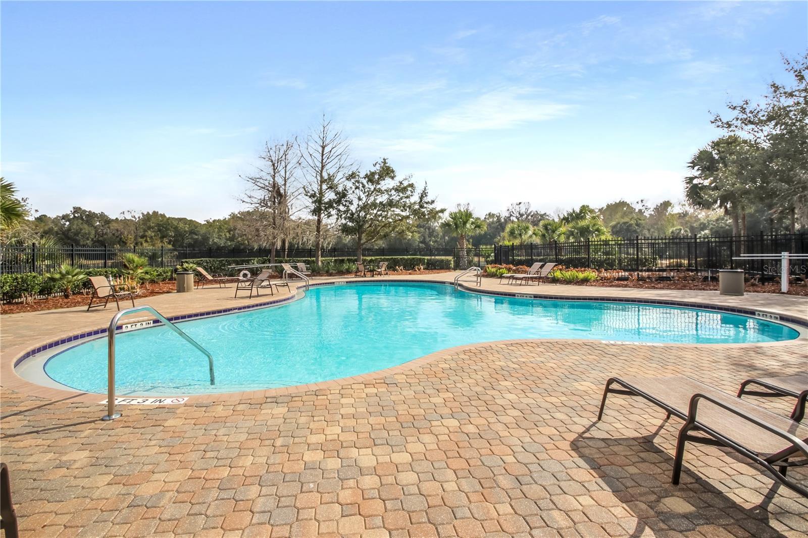 Image 30 of 31 For 608 Old Pine Court