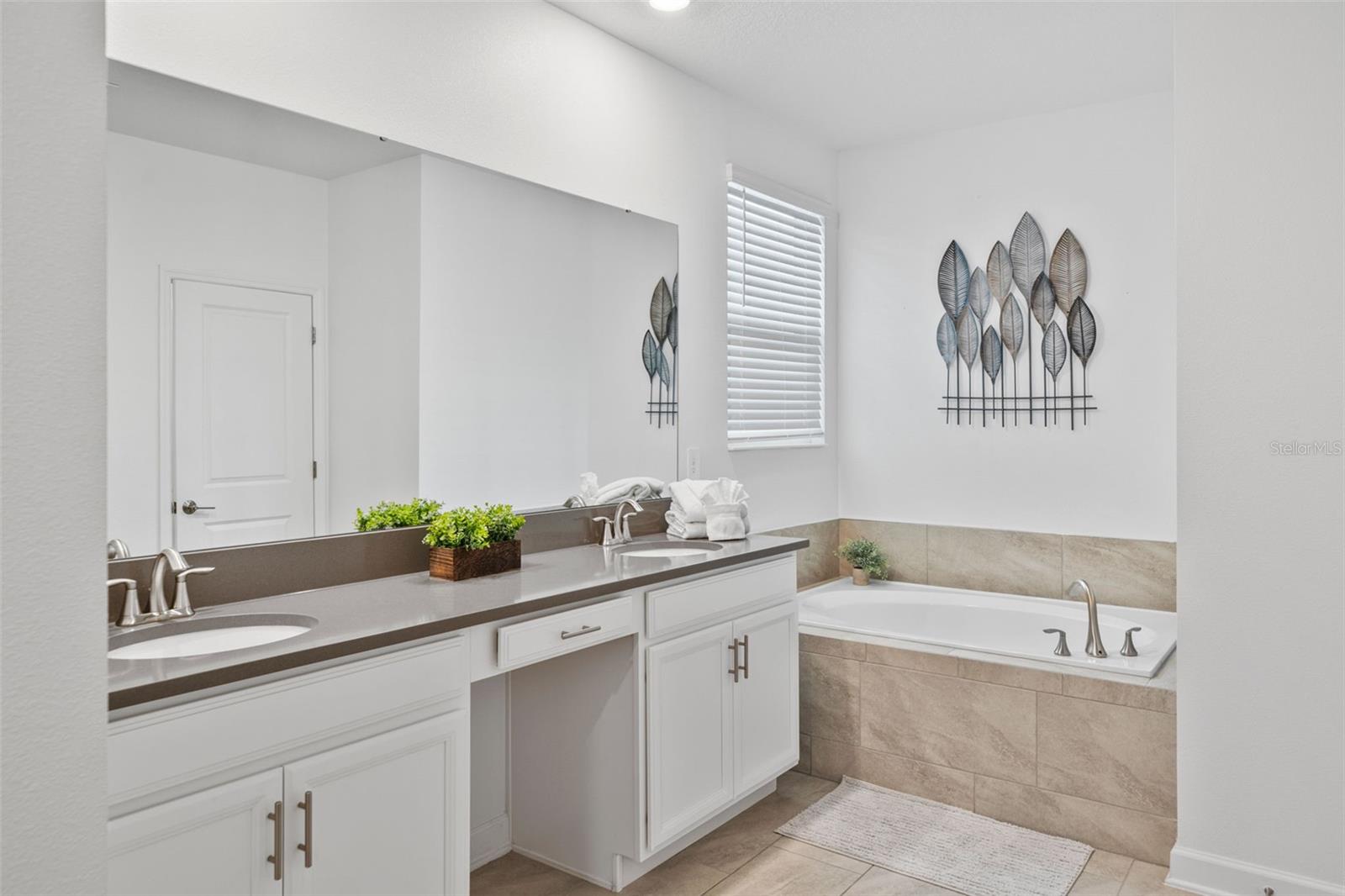 Image 25 of 82 For 1187 Kingsbarn Street