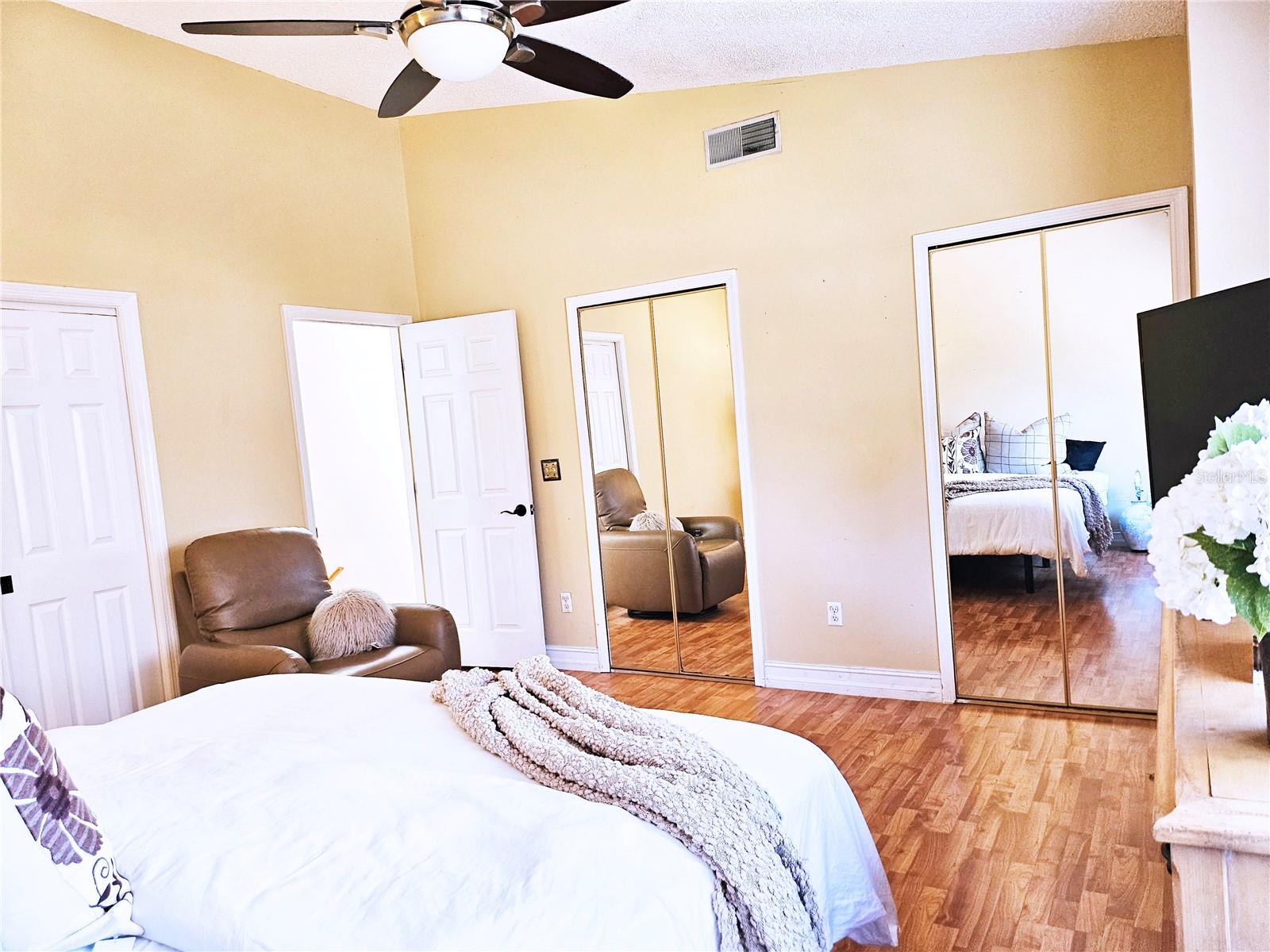 Image 14 of 40 For 446 Club Drive