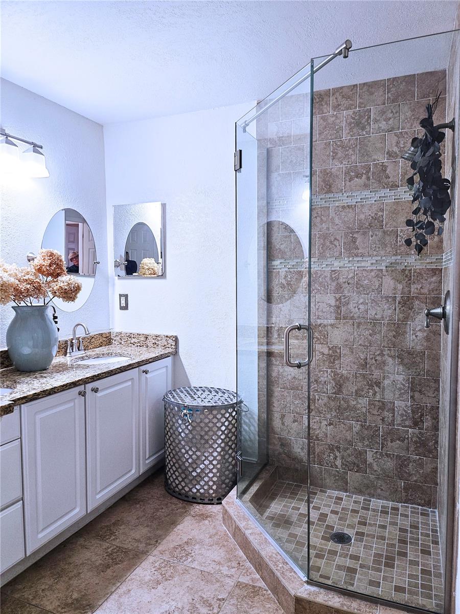 Image 18 of 40 For 446 Club Drive