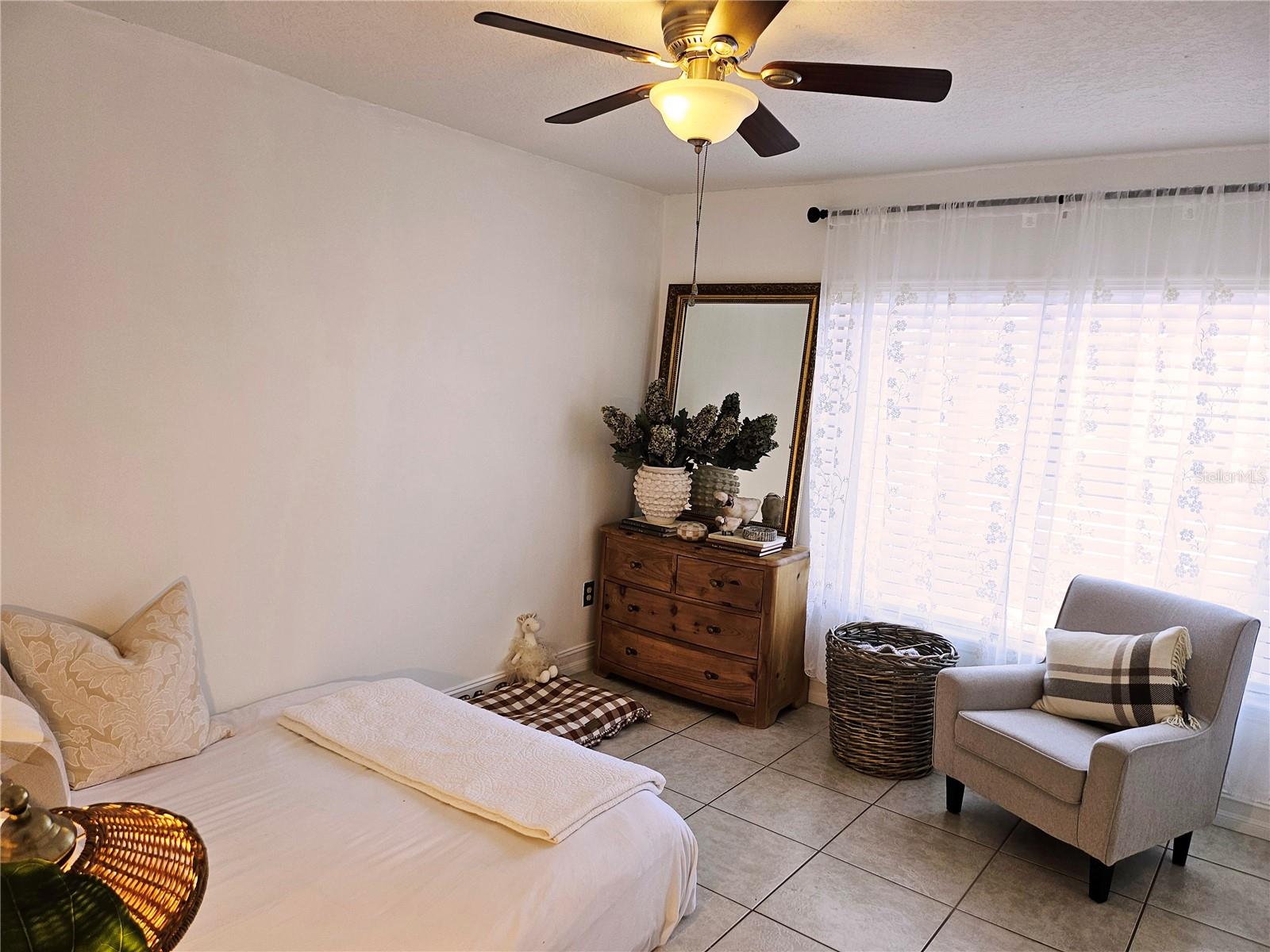 Image 26 of 40 For 446 Club Drive