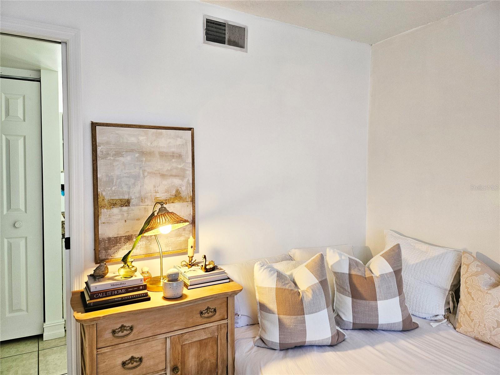 Image 27 of 40 For 446 Club Drive