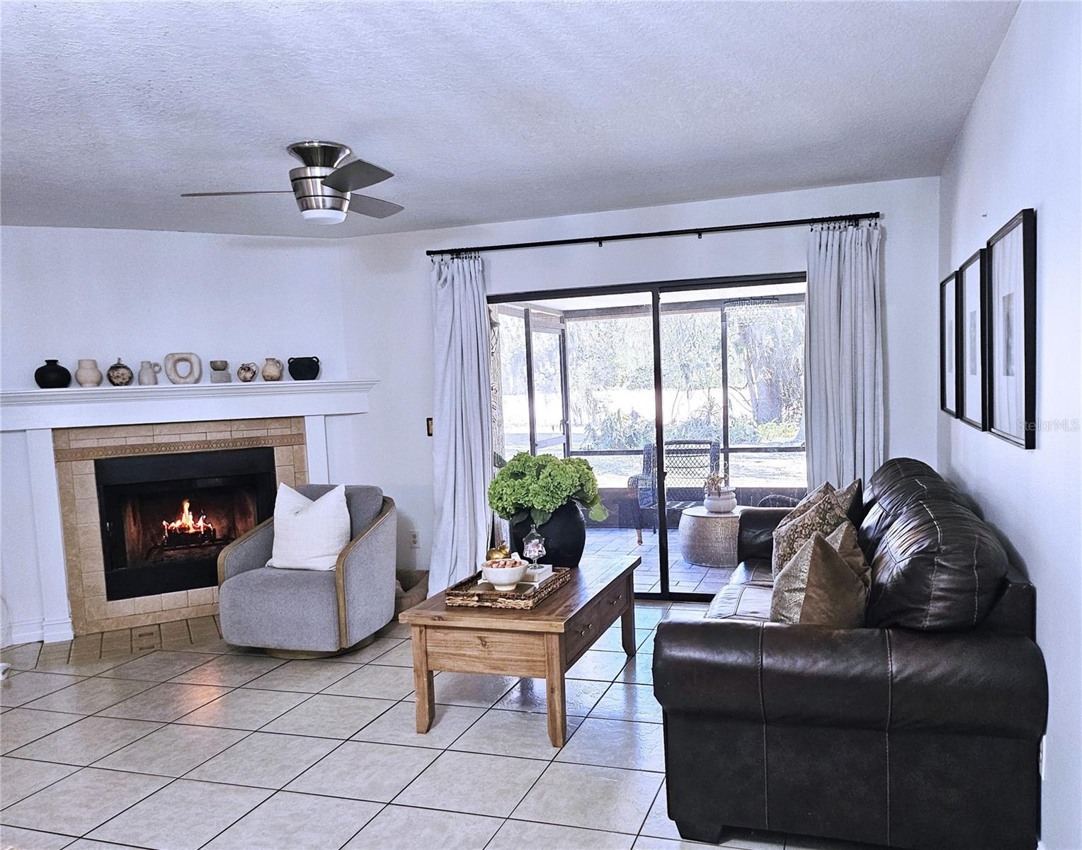 Image 4 of 40 For 446 Club Drive