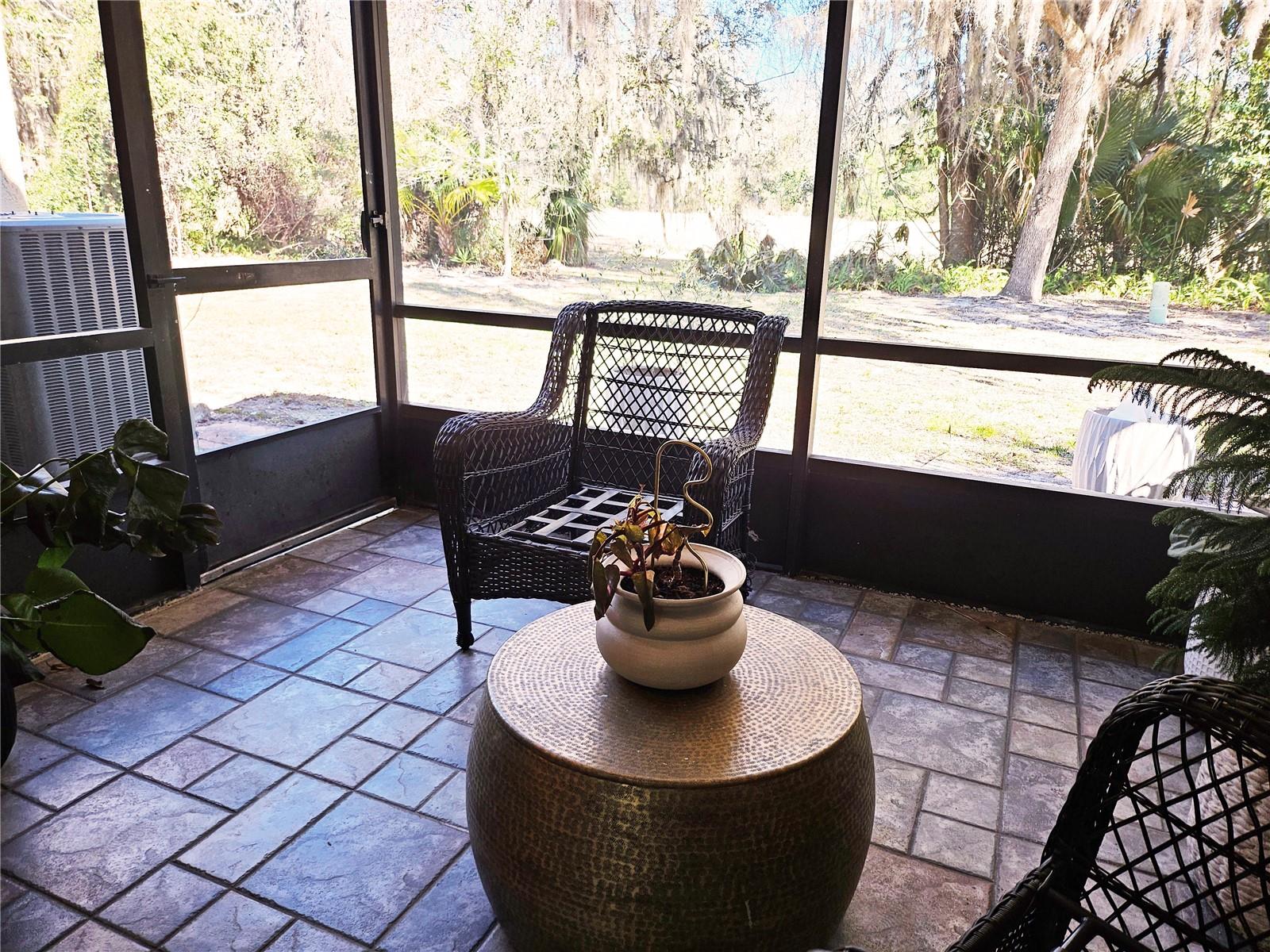 Image 9 of 40 For 446 Club Drive