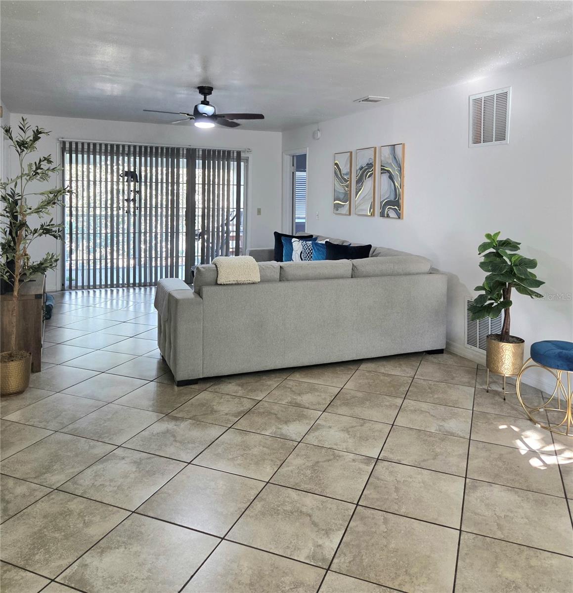 Image 10 of 24 For 8311 Olympia Court 8311