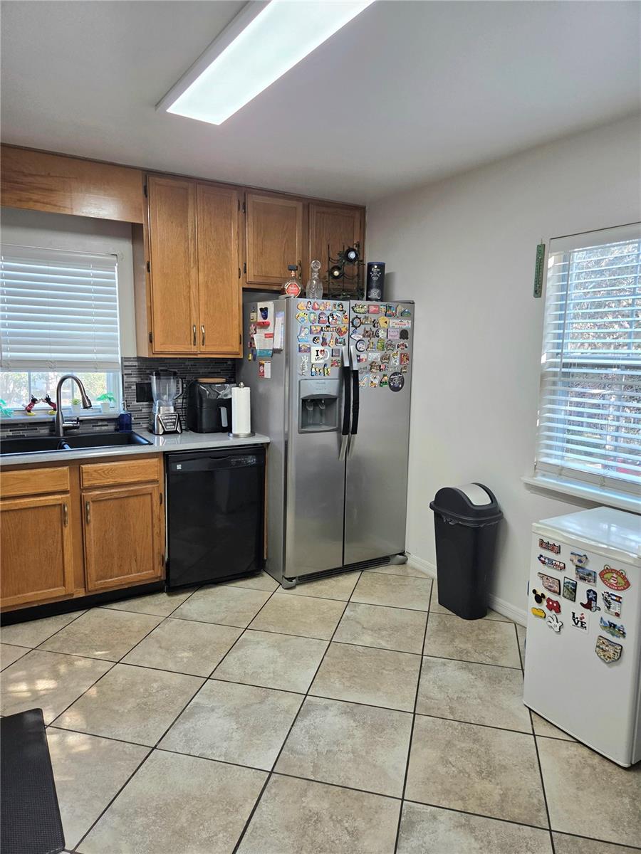 Image 6 of 24 For 8311 Olympia Court 8311