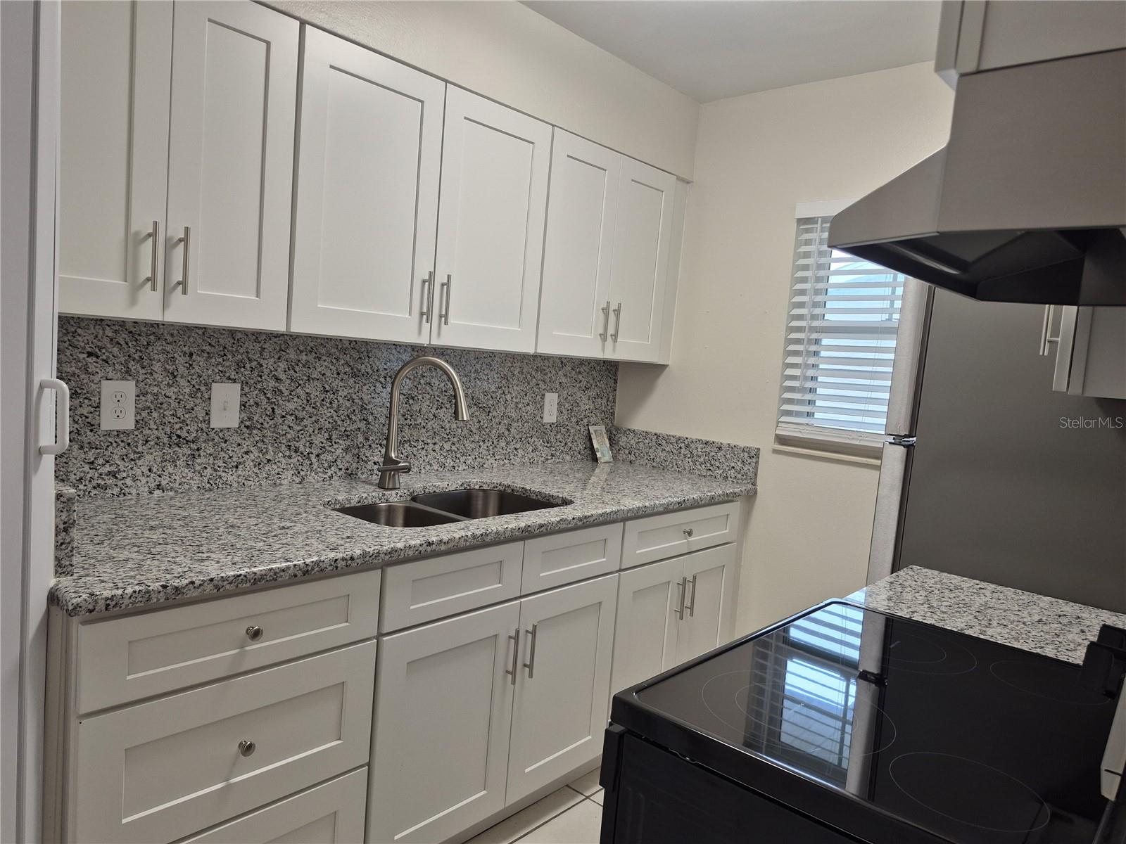 Image 3 of 10 For 845 Sky Lake Circle D