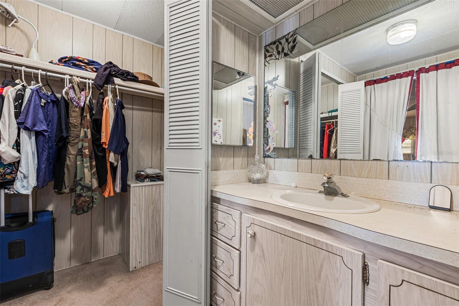 Image 21 of 35 For 313 Palo Verde Drive