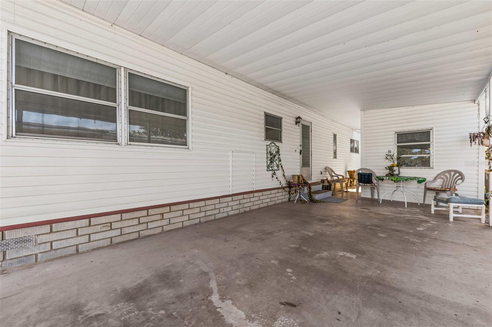 Image 26 of 35 For 313 Palo Verde Drive