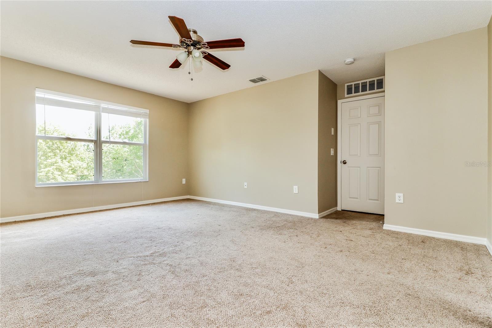 Image 8 of 17 For 13336 Brewster Road