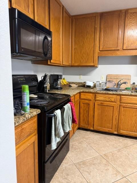 Image 5 of 21 For 1203 Clubside Drive 1203