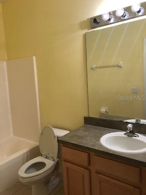 Listing photo id 18 for 10841 Derringer Drive