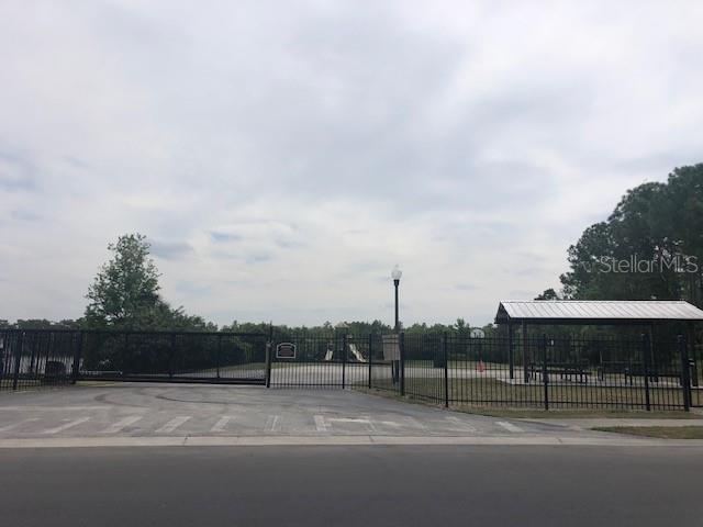 Listing photo id 30 for 10841 Derringer Drive