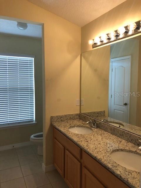 Listing photo id 7 for 10841 Derringer Drive