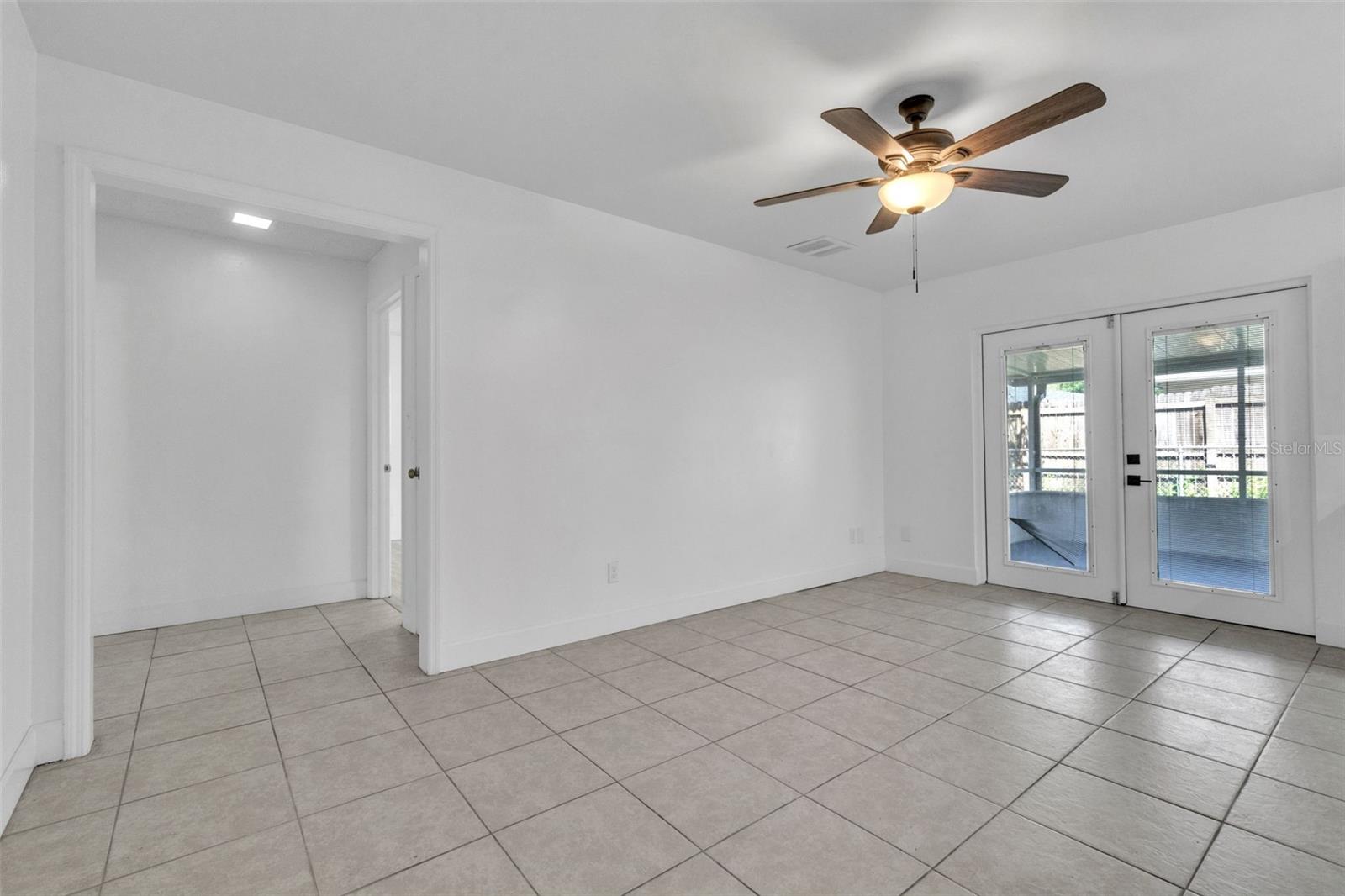 Image 17 of 39 For 107 Thrush Lane