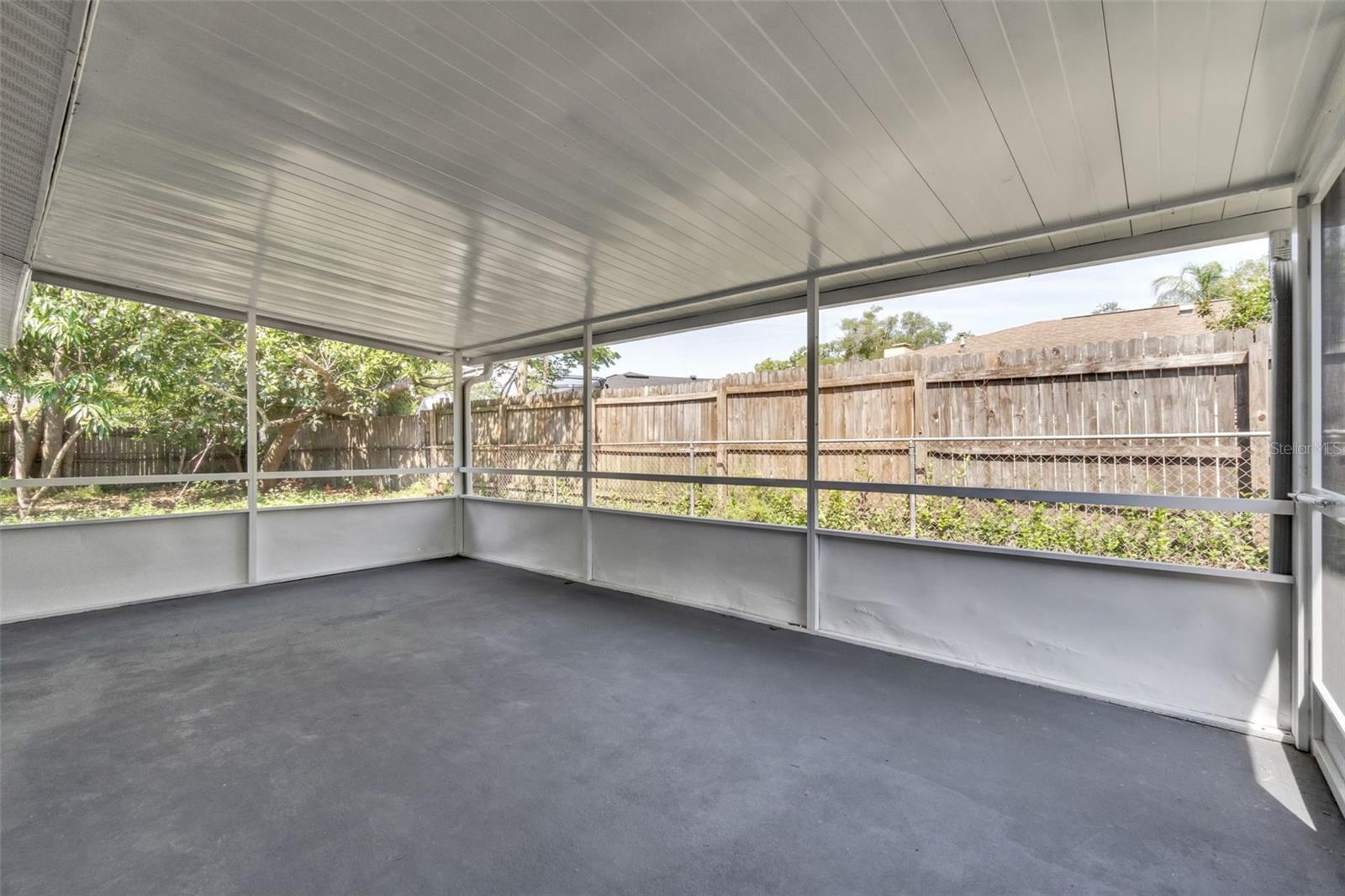 Image 29 of 39 For 107 Thrush Lane