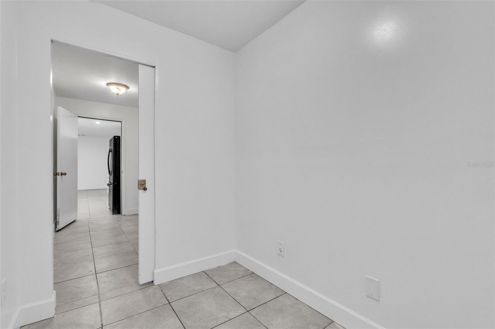 Image 6 of 39 For 107 Thrush Lane