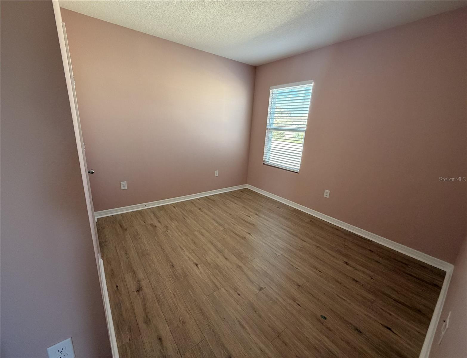 Image 6 of 14 For 1855 Hackberry Street