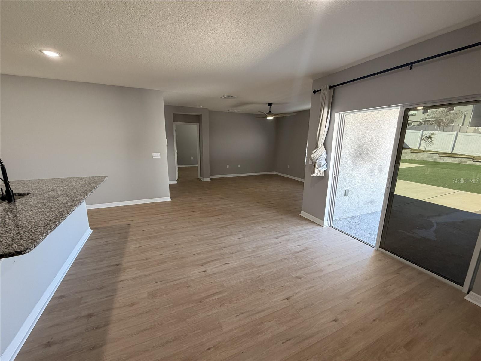 Image 9 of 14 For 1855 Hackberry Street