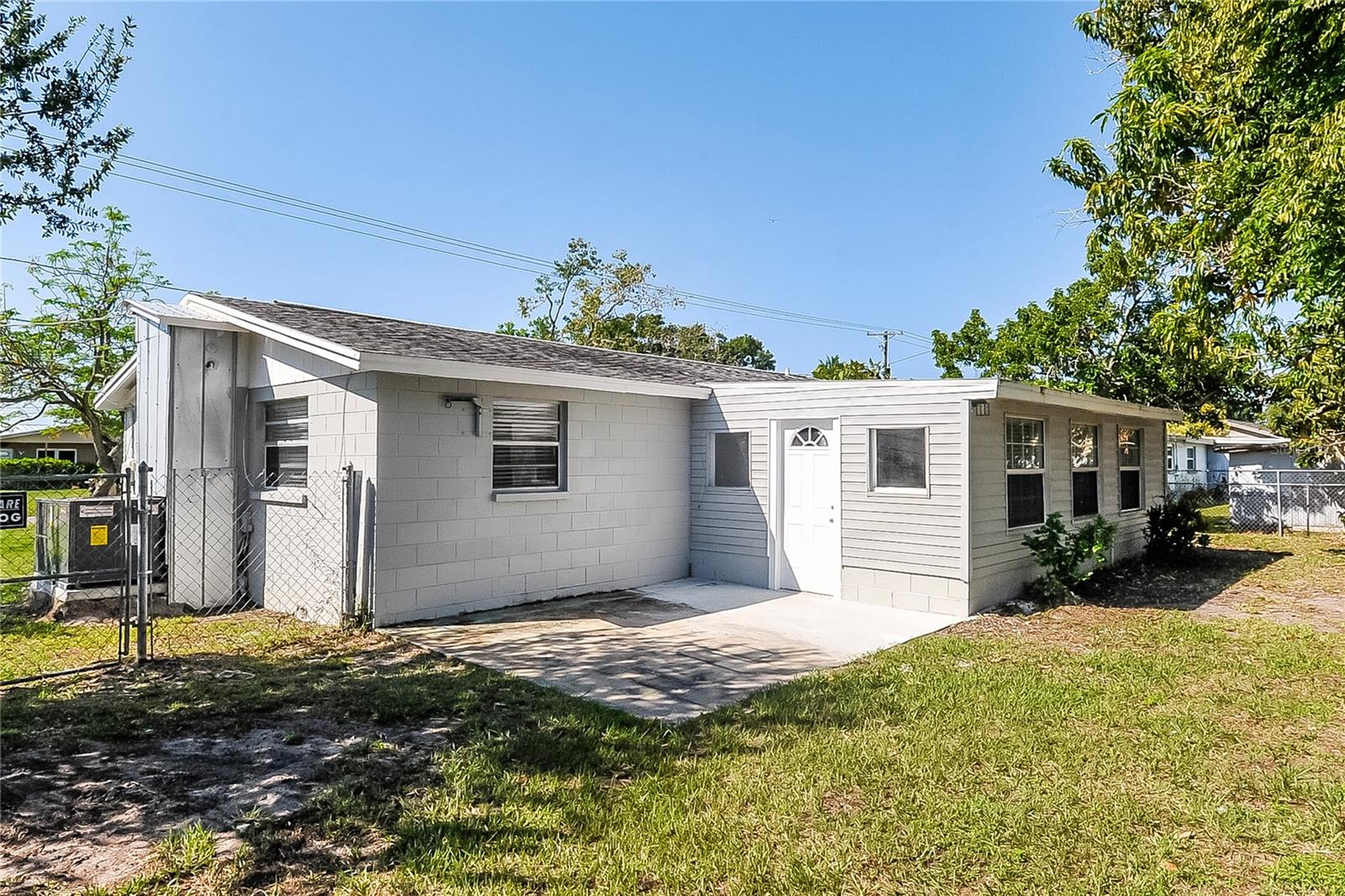 Image 14 of 16 For 505 Florida Circle S