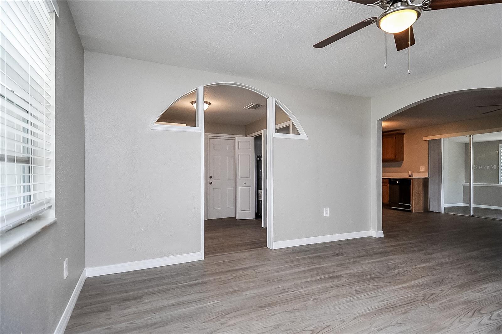 Image 4 of 16 For 505 Florida Circle S