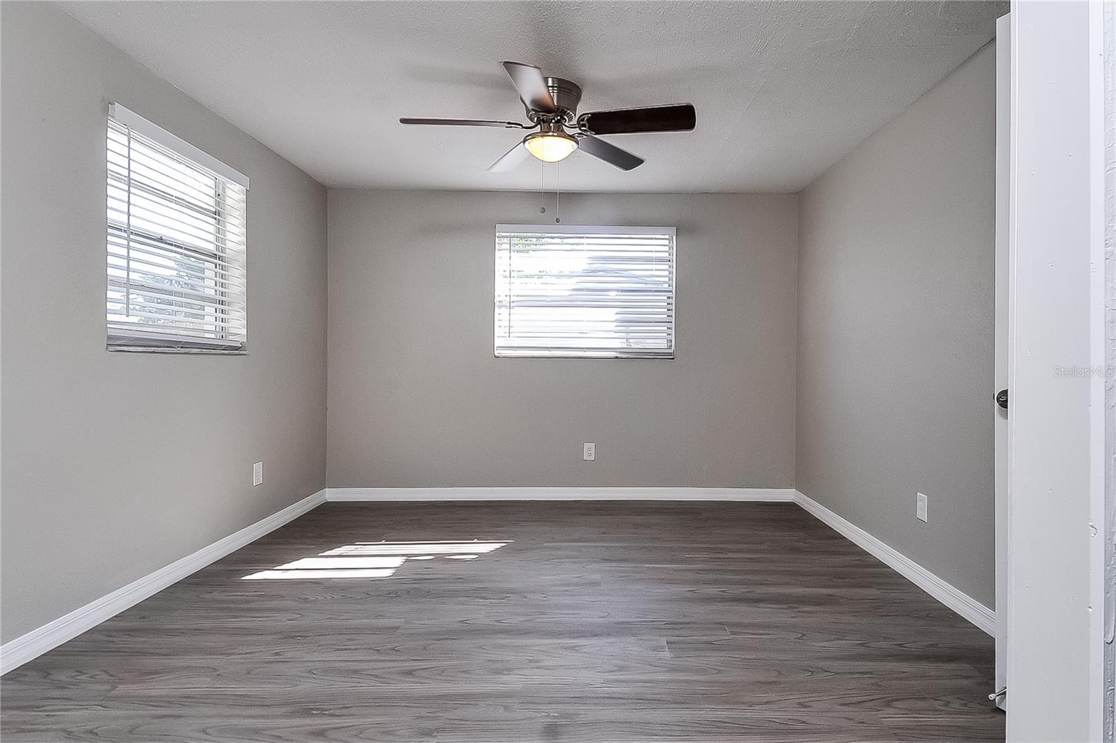 Image 8 of 16 For 505 Florida Circle S