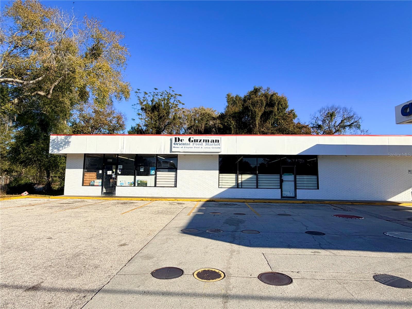 Image 7 of 10 For 8431 Colonial Drive