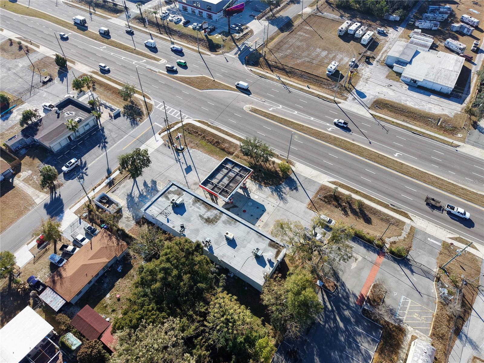 Image 9 of 10 For 8431 Colonial Drive