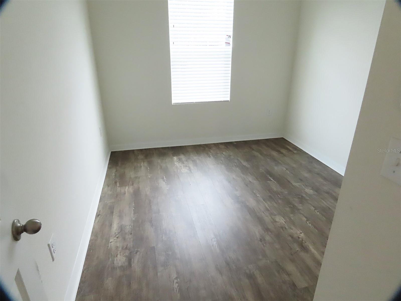 Image 11 of 18 For 3026 Nova Scotia