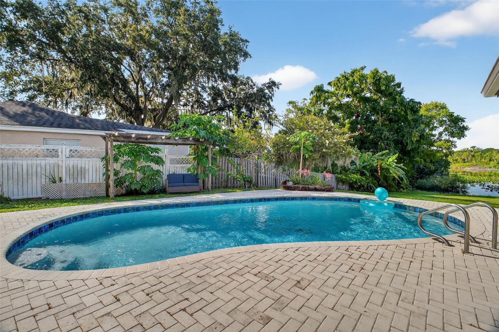 Image 11 of 37 For 2514 Tuscarora Trail