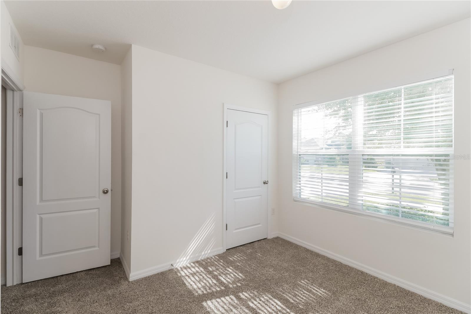 Image 10 of 16 For 14614 Potterton Circle