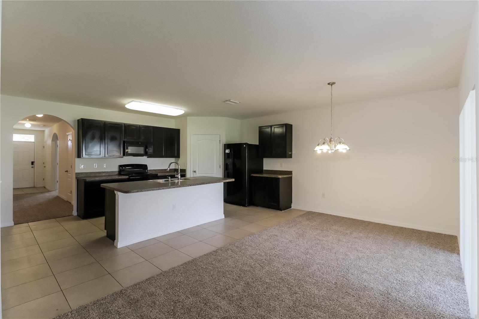 Image 4 of 16 For 14614 Potterton Circle