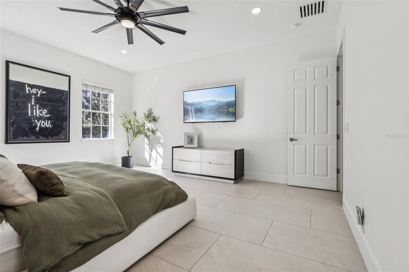 Image 20 of 36 For 5837 Caymus Loop