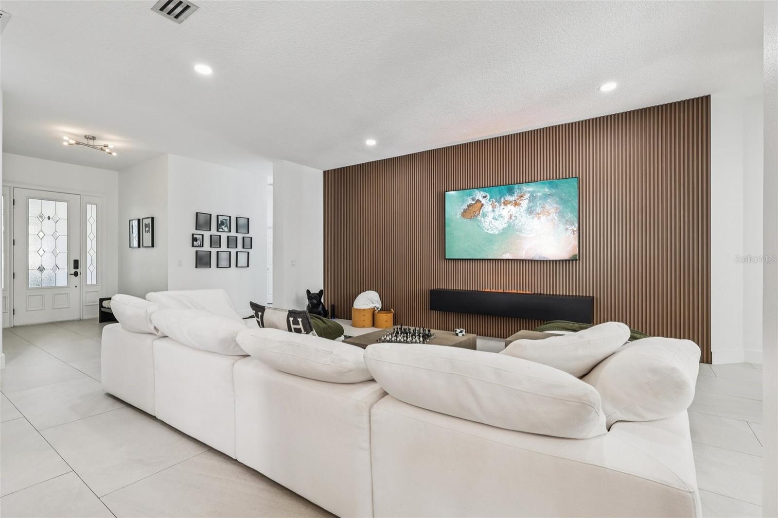 Image 6 of 36 For 5837 Caymus Loop