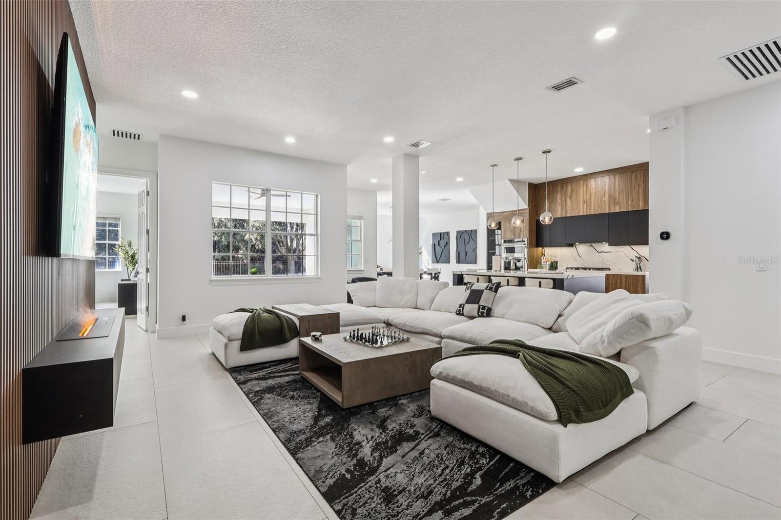 Image 8 of 36 For 5837 Caymus Loop