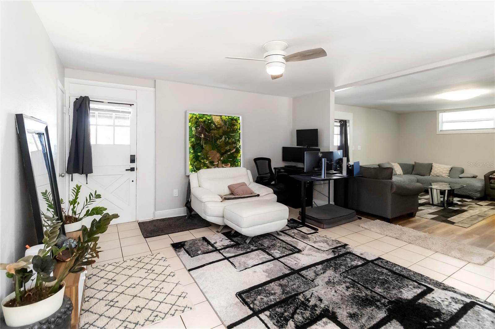 Image 5 of 23 For 5616 Clearview Drive