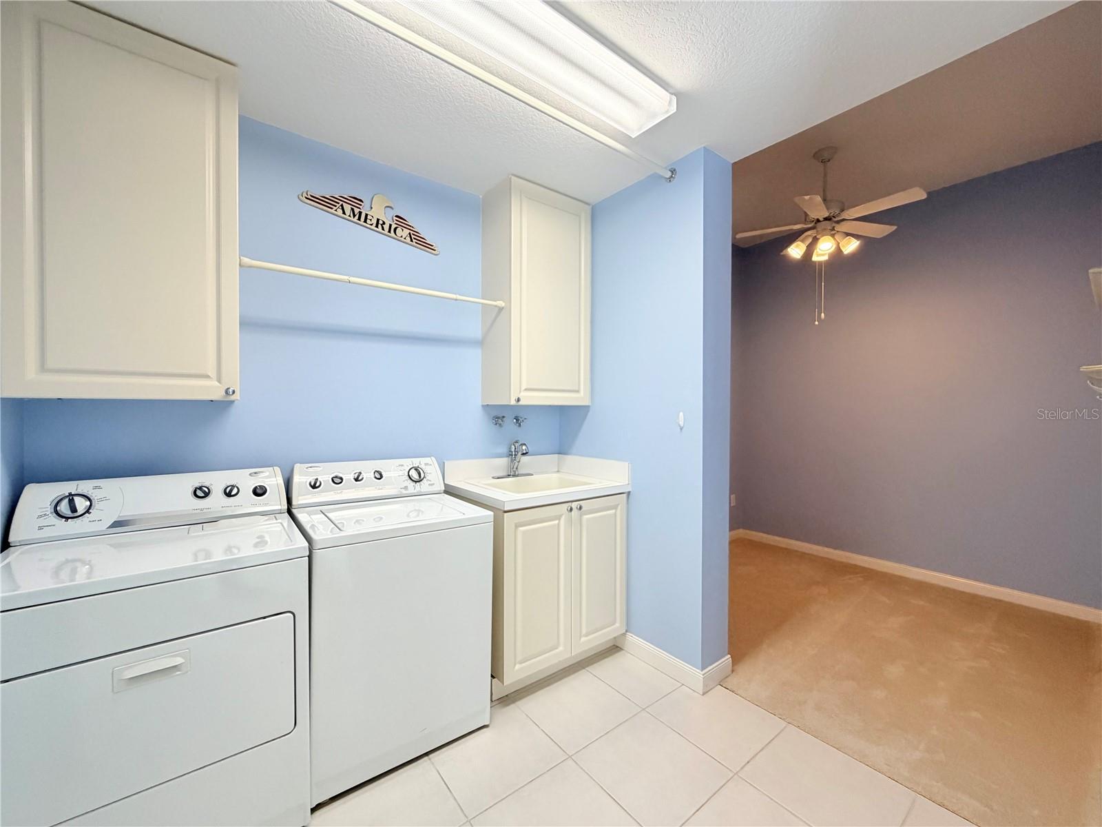 Image 18 of 36 For 29 Harbour Isle Ph01