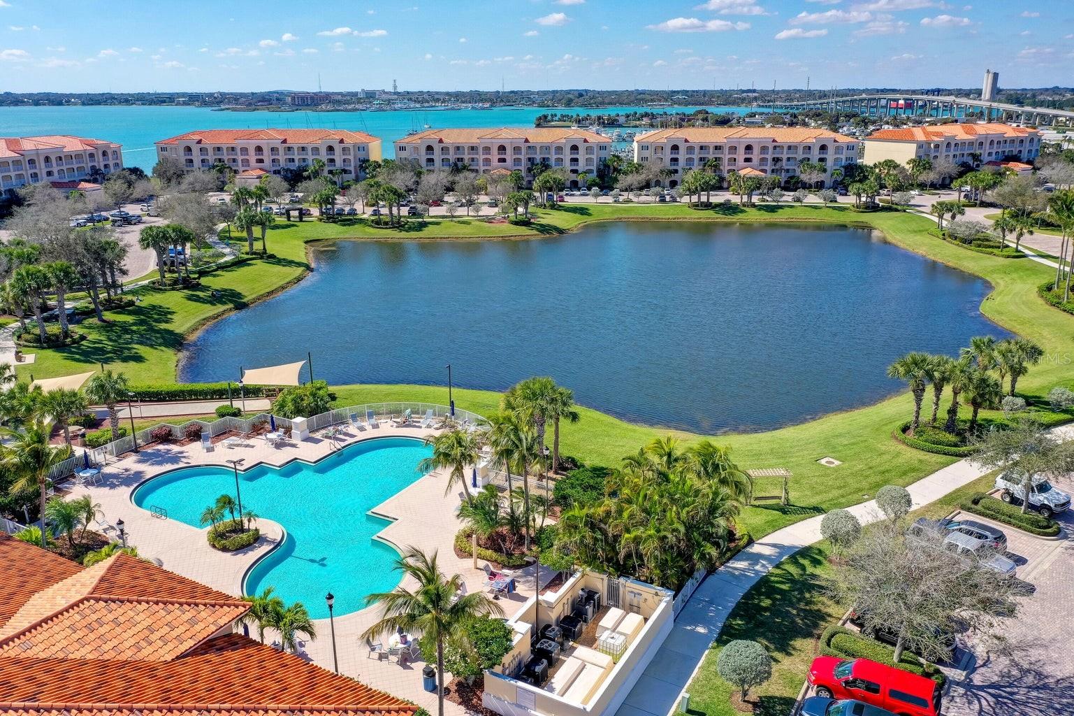 Image 29 of 36 For 29 Harbour Isle Ph01