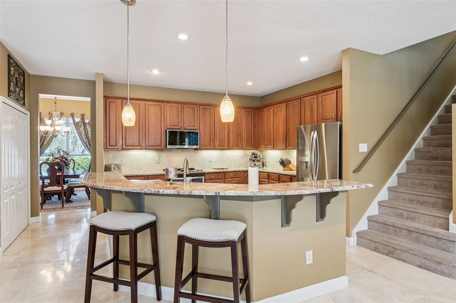 Image 19 of 61 For 405 Almeria Court