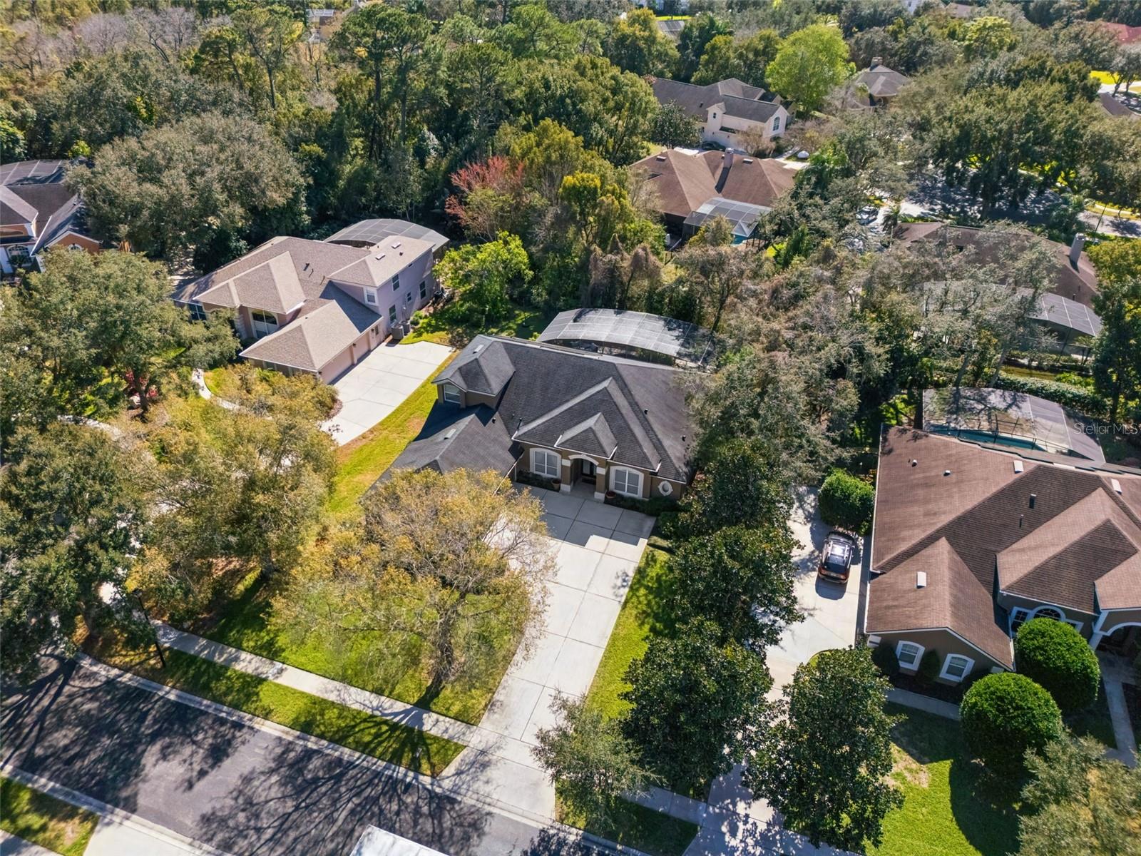 Image 53 of 61 For 405 Almeria Court