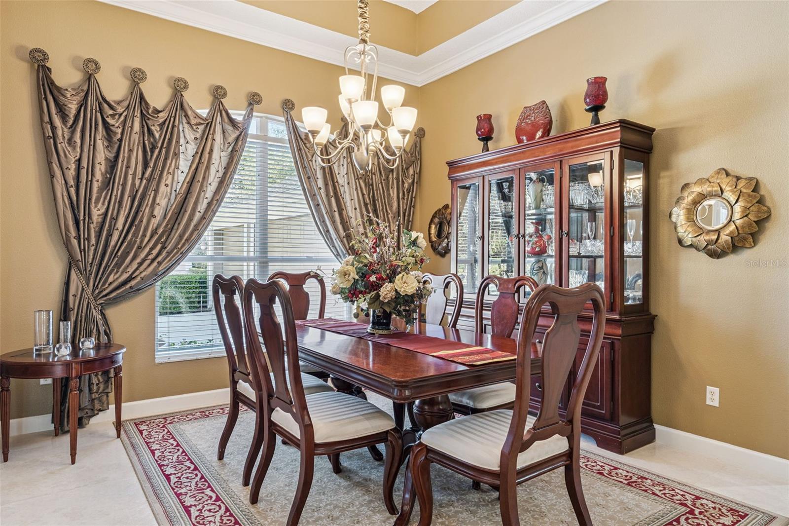 Image 7 of 61 For 405 Almeria Court